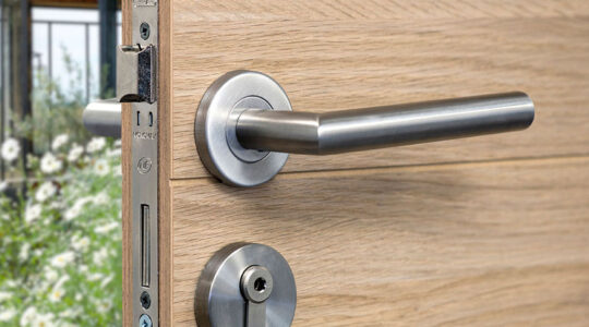 serrure 3 points encastrable